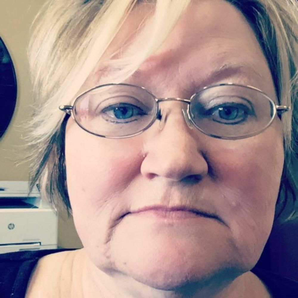 Meet your Posher, Rebecca